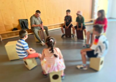 Musikalische Bildungsangebote in der Mittagsbetreuung – Linos Freunde